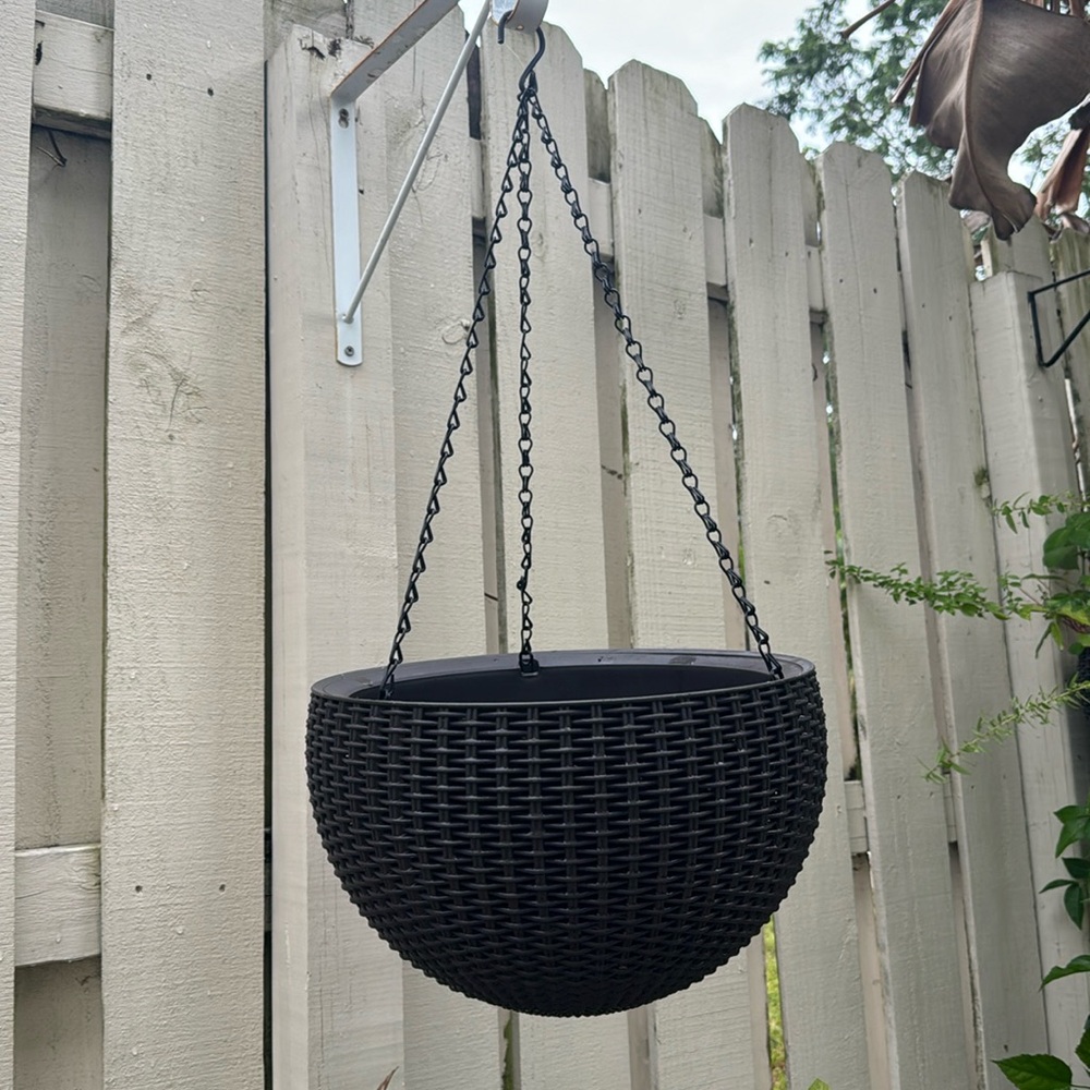 Large Self-Watering Wicker Brown Plastic Hanging Planter
